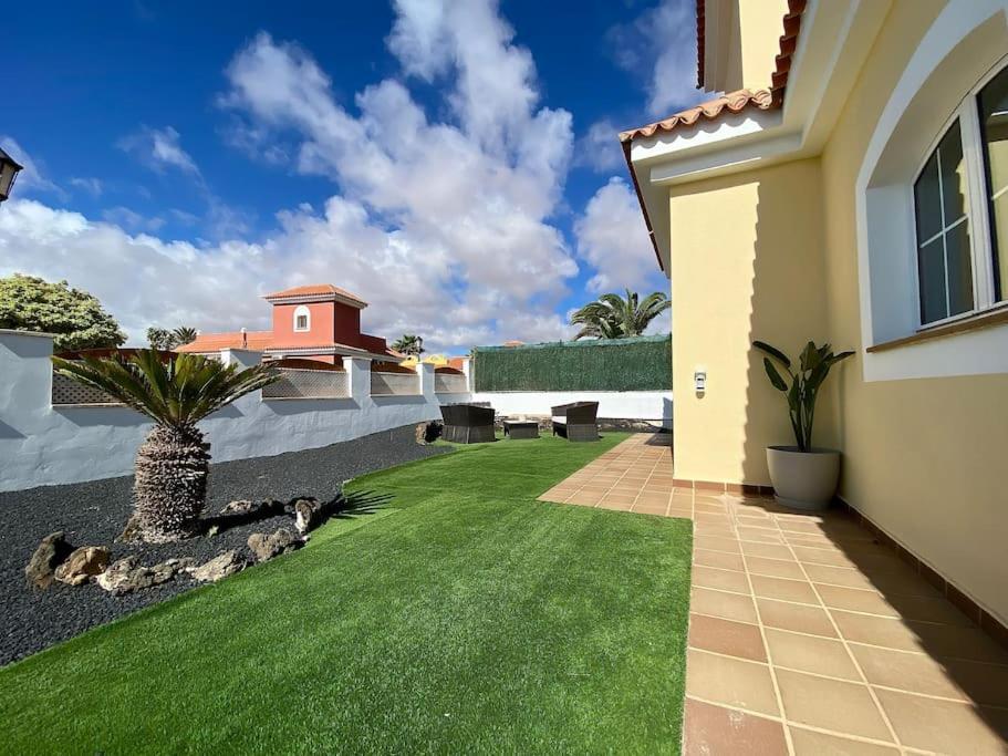 Comfortable Family House With Pool And Jacuzzi Costa De Antigua Exterior foto